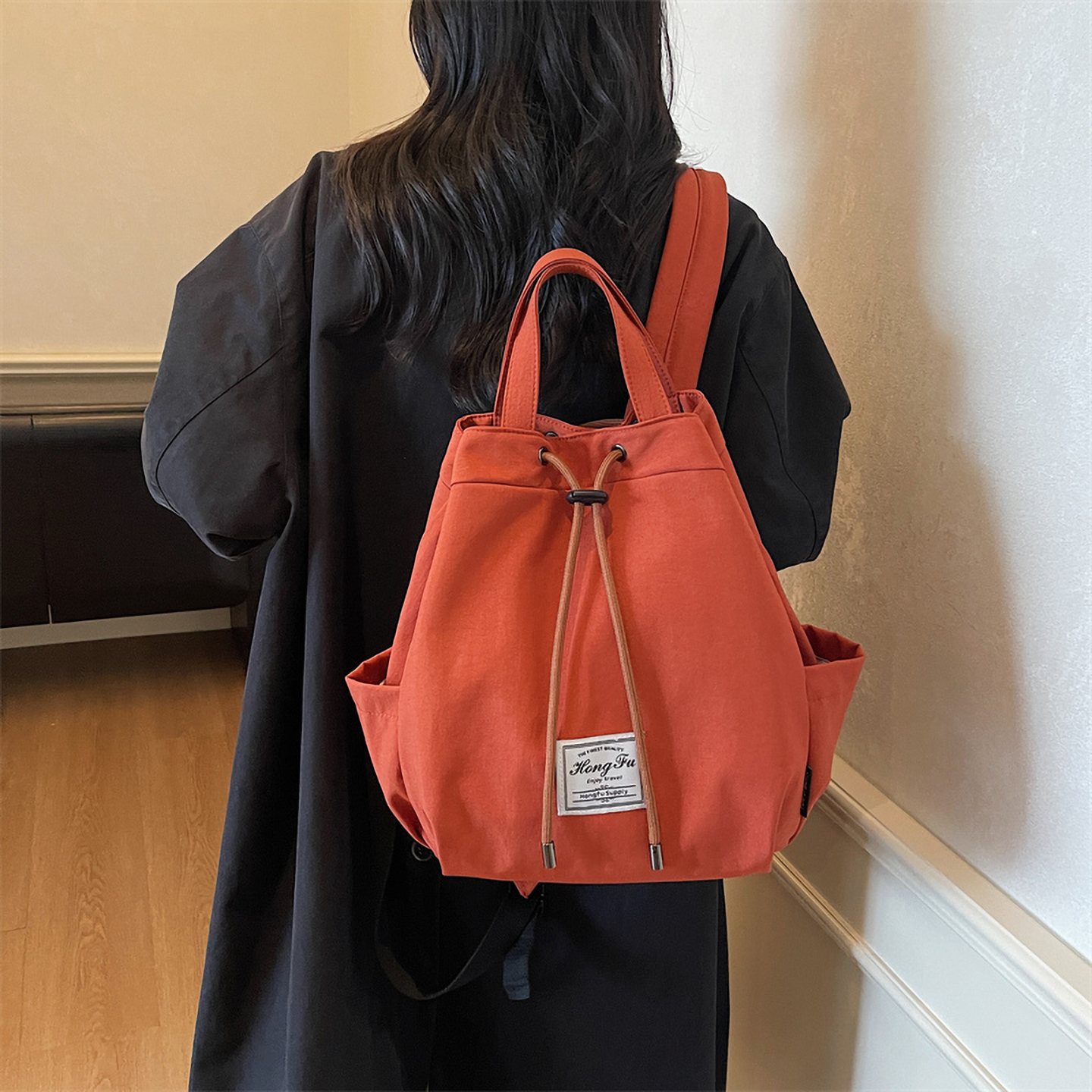 新款时尚抽绳大容量手提包旅行通勤双肩包秋冬日韩大学生书包女包