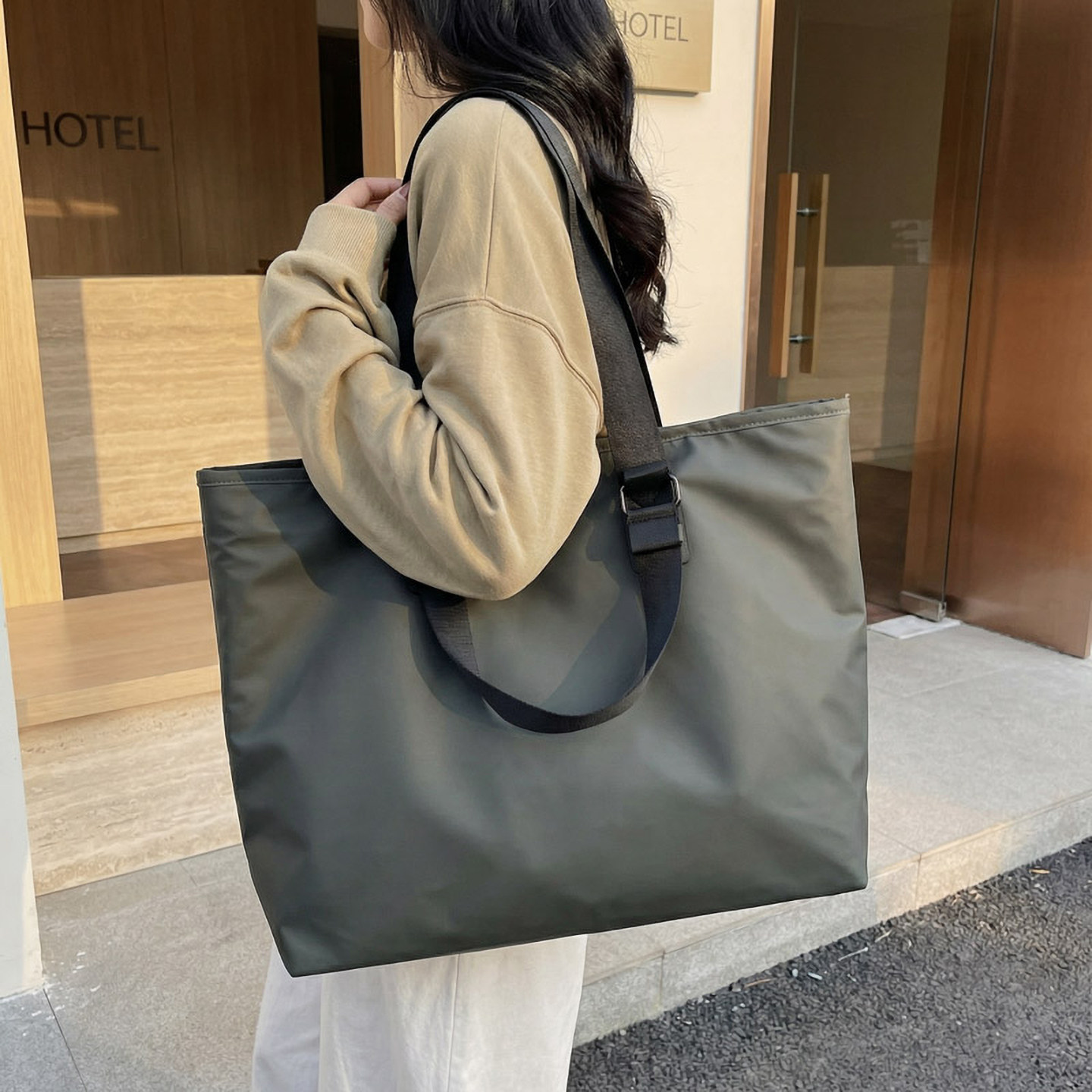 极简风托特包女大容量防水单肩包轻便通勤手提包简约百搭大号包包,箱包皮具/热销女包/男包,托特包,淘宝优惠券,粉丝福利购,淘宝优惠卷