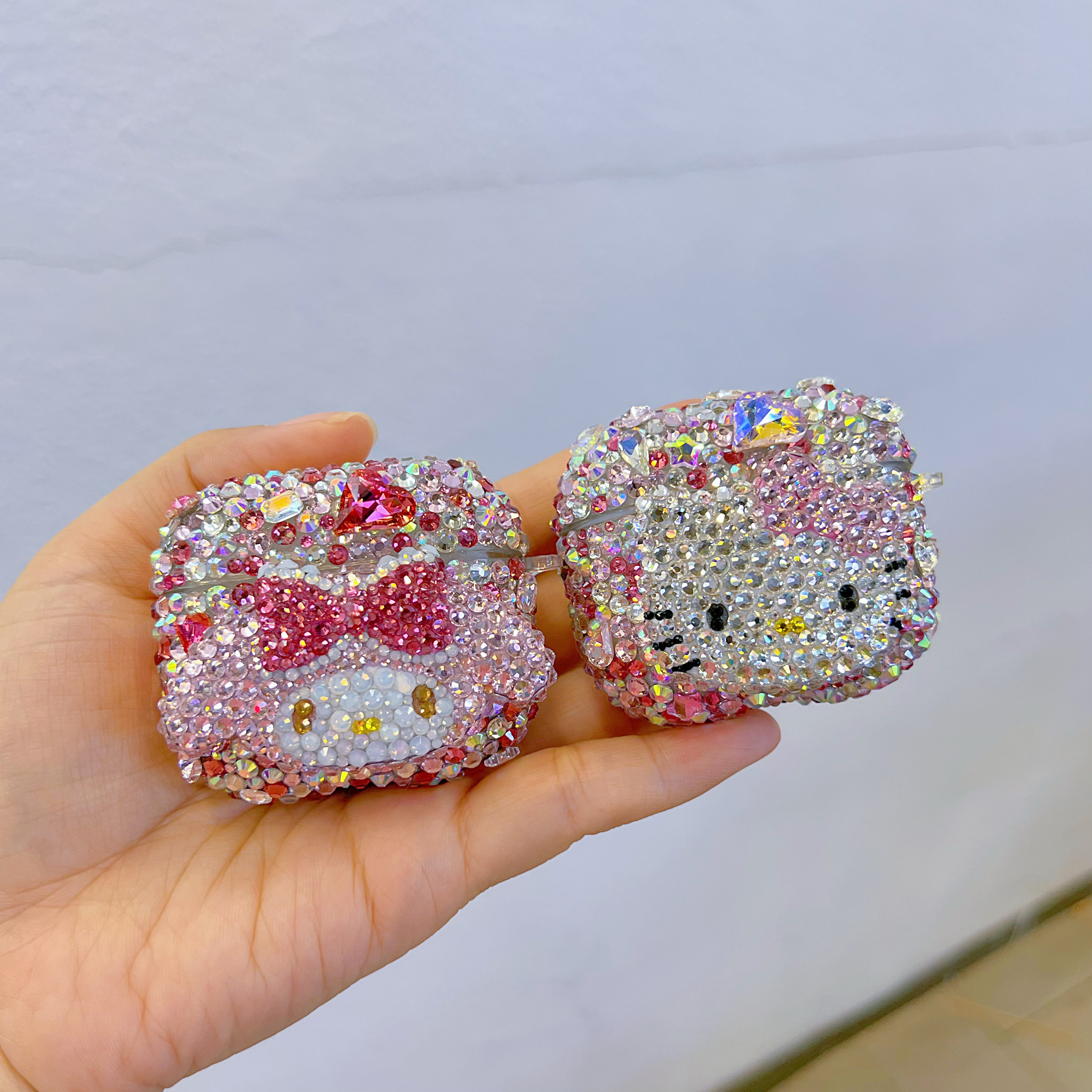 适用Airpods pro2 苹果蓝牙耳机盒满钻kitty保护壳套,3C数码配件,耳机保护套,淘宝优惠券,粉丝福利购,淘宝优惠卷