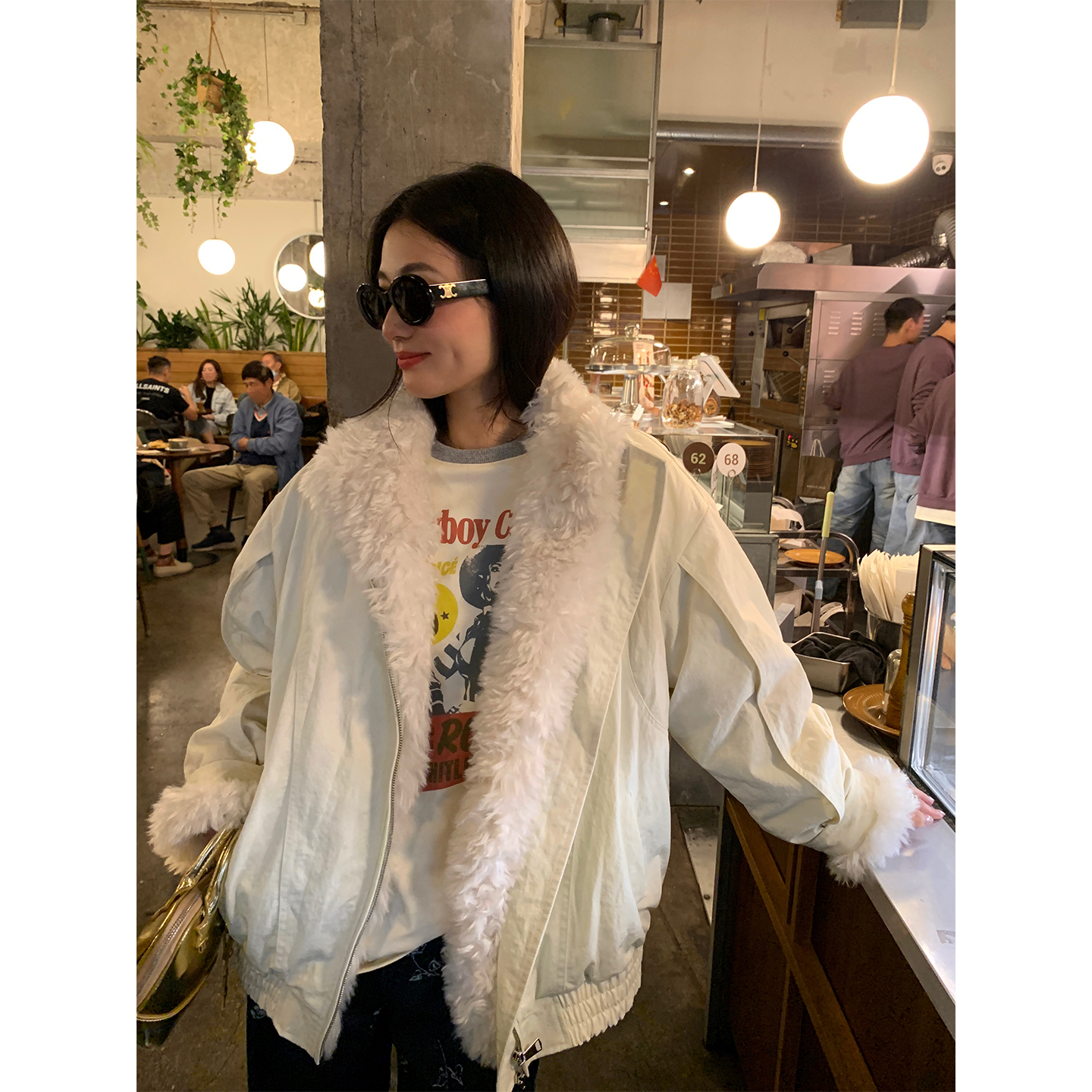 落落狷介保暖加厚毛毛短外套女