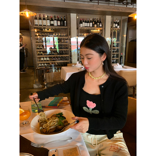 落落狷介LUOLUOJUANJIE 3月9日20:00点上新 两件套毛衣女