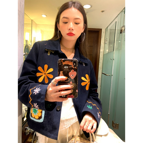落落狷介刺绣设计感短外套女