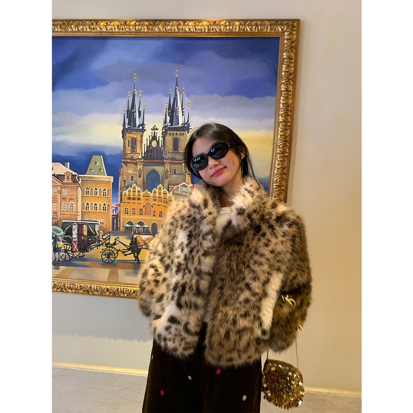 落落狷介豹纹环保皮草女外套