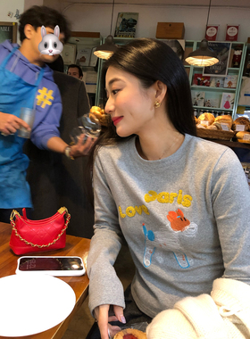 落落狷介 打底衫2025新款女长袖灰色T恤女小个子显瘦上衣刺绣外穿