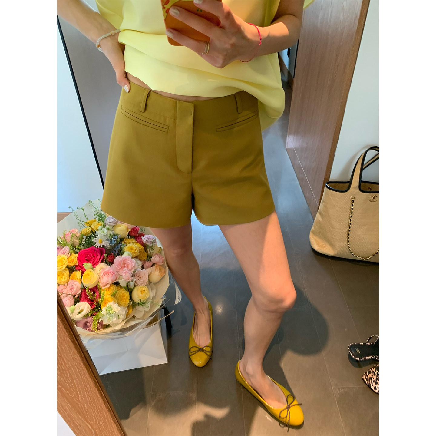 落落狷介裤子女款夏2026年新款设计感西装短裤女小个子短款直筒裤
