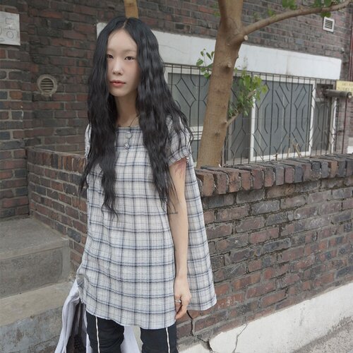 已出货 韩国少女感日系复古格纹圆领四粒扣木耳边泡泡袖衬衫上衣