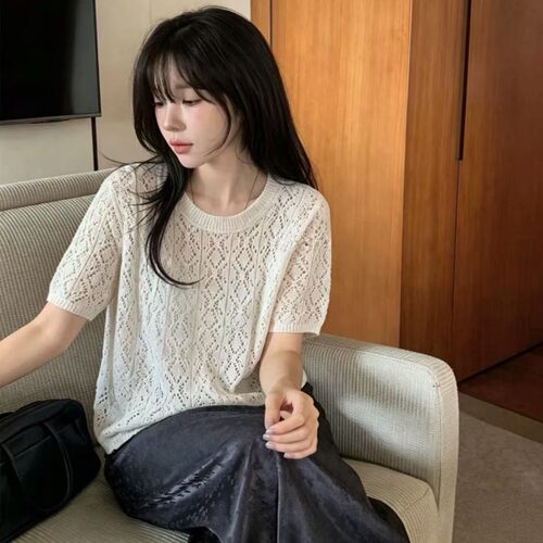 已出货  韩国ins  慵懒钩花镂空圆领宽松薄款针织衫