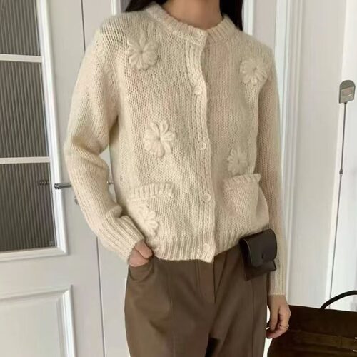 已出货  韩国chic  减龄刺绣立体花朵针织开衫