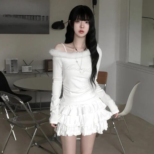 有货 韩国ins秋日毛毛领烫钻修身显瘦气质长袖T恤女