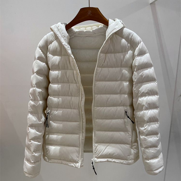 轻薄短款羽绒服女2025冬季新款韩版修身户外连帽直筒白鸭绒外套