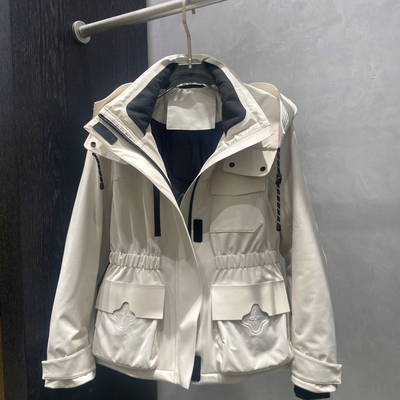 工装风连帽短款羽绒服