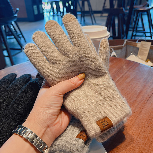 出口品质纯色羊毛混纺保暖手套