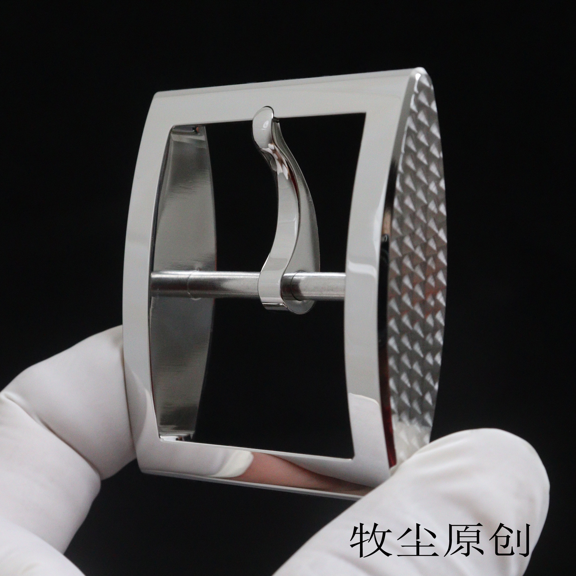 牧尘鱼鳞纹不锈钢皮带扣高端定制