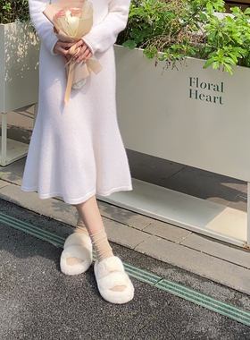 康赛妮羊绒 ～温柔轻盈～月光白羊绒鱼尾针织连衣裙棉花糖触感