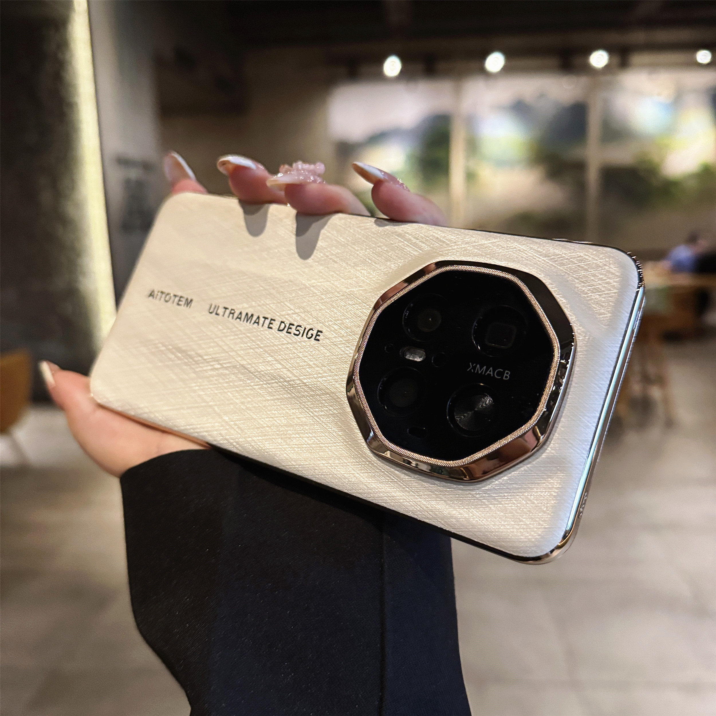 适用华为mate80RS非凡大师手机壳