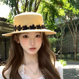 法式蕾丝花朵编织平顶草帽子女新款夏季海边度假遮阳防晒优雅礼帽