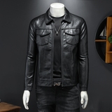 2025年秋冬新款男士翻领机车皮外套修身潮男货号7022P175 假模图,男装皮衣,钱塘6007(原2006), 2025年秋冬新款男士翻领机车皮外套修身潮男货号7022P175 假模图,男装皮衣,钱塘6007(原2006),