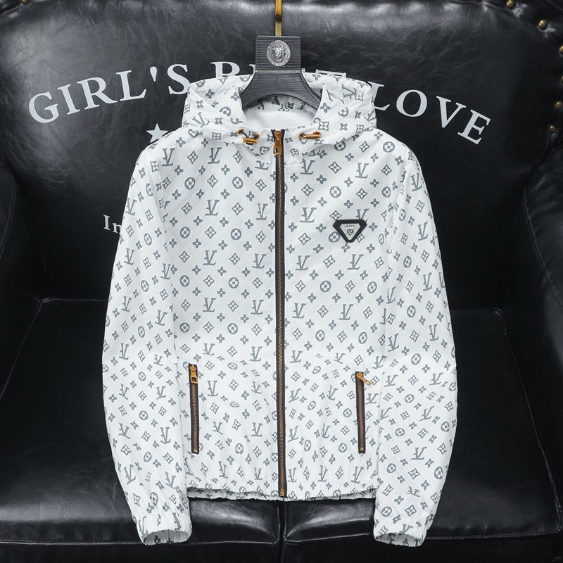 2024年秋冬新款男士韩版连帽款潮男夹克；货号2447P160沙发图,男装夹克,钱塘6007(原2006)