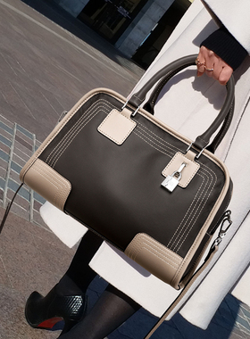 女士包包2025新款潮高级感时尚波士顿包单肩手提斜挎大包女大容量