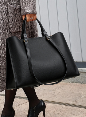 CCAMO大容量包包轻奢小众高级感真皮大包包女款单肩包黑色手提包