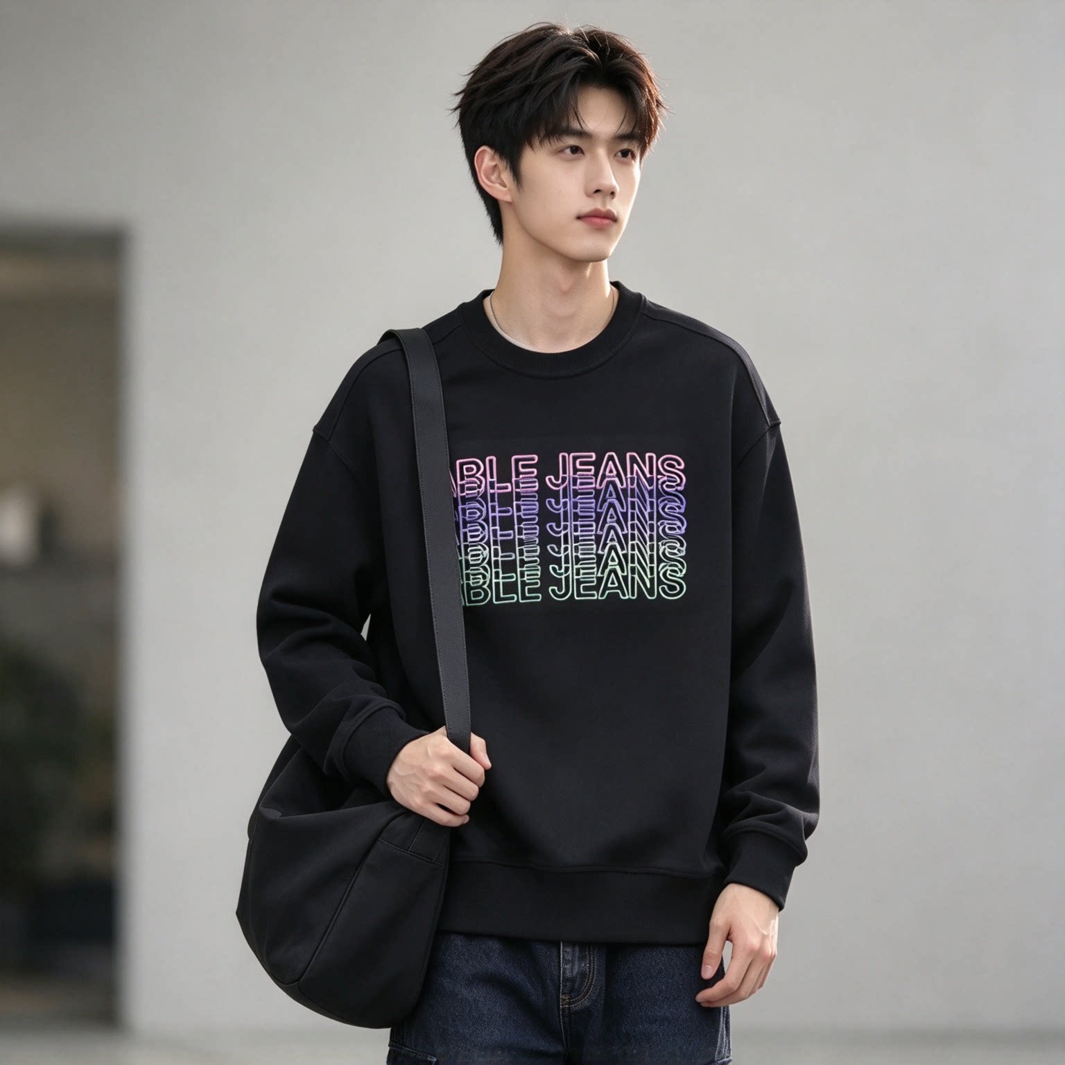 ABLEJEANS圆领刺绣男卫衣套头衫