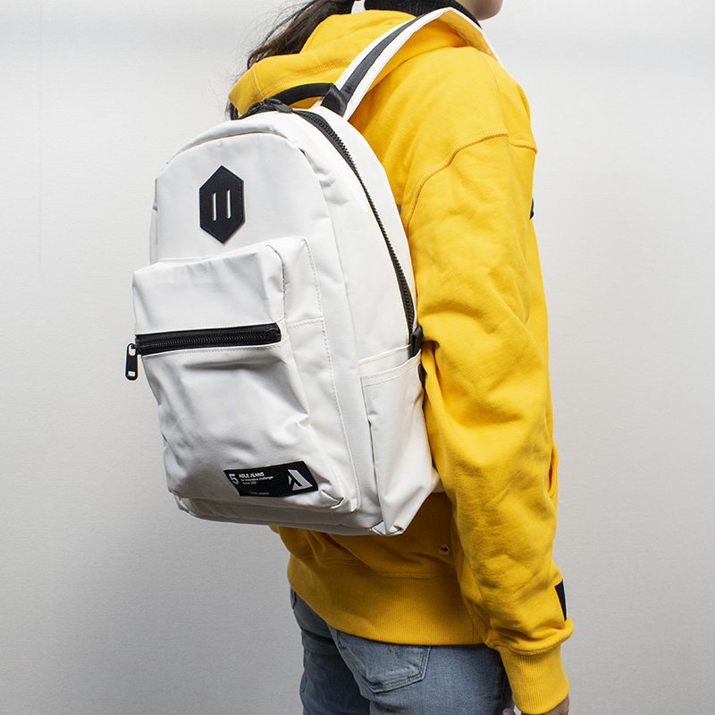 男女通用中号休闲双肩包专柜新品