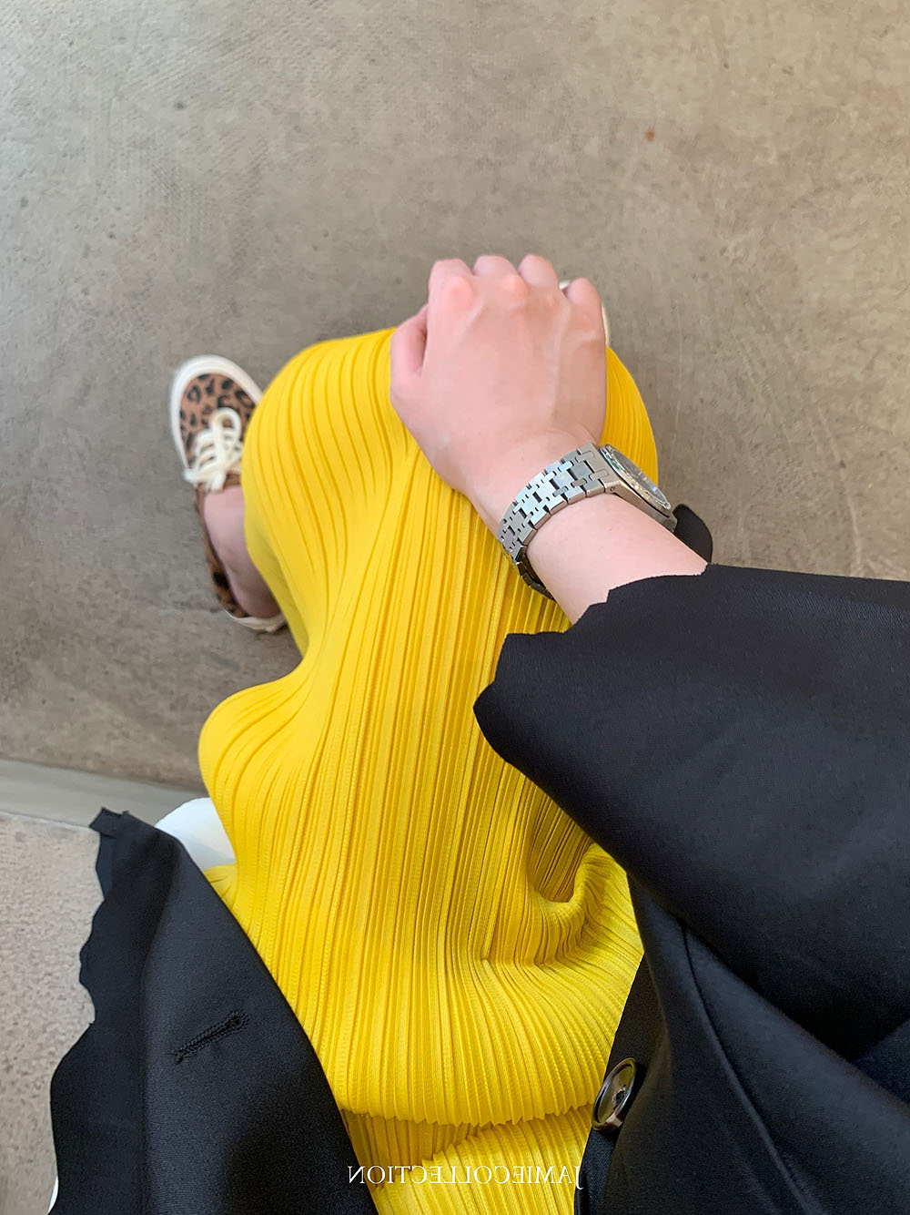 Pleated slit skirt half skirt French split skirt spring and autumn high waist thin versatile temperament pleated skirt women summer