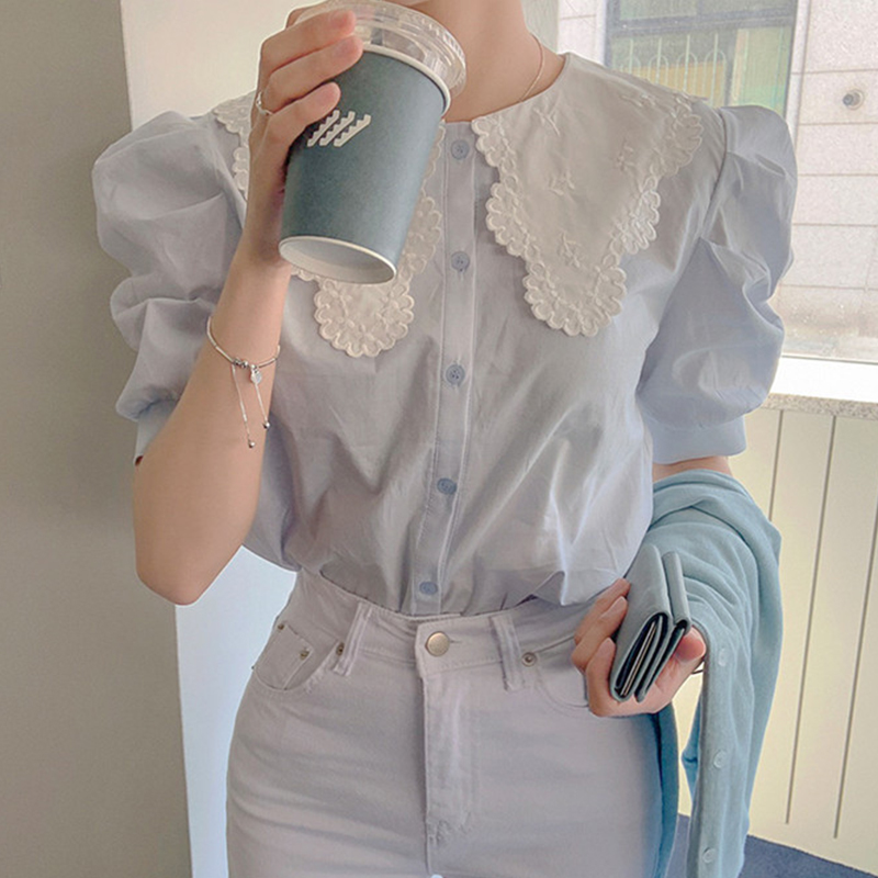 Sweet age reduction Vintage Lace embroidery Ruffle baby collar bubble sleeve shirt versatile top