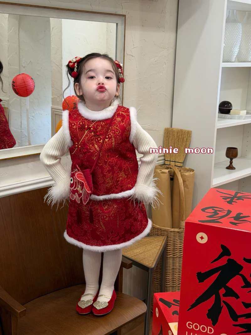 现货小月亮25新款女童新中式国风盘扣加绒古风马甲背心裙套装1262,童装/婴儿装/亲子装,套装,淘宝优惠券,粉丝福利购,淘宝优惠卷