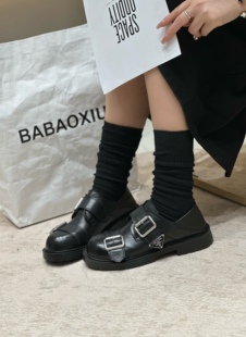 巴宝秀2826春季新款真皮大头平底时尚小皮鞋百搭休闲一脚蹬女鞋潮