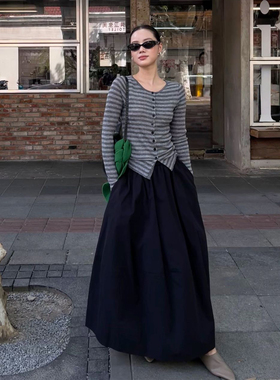 PURITYYH法式小众简约通勤黑色显瘦A字半身裙休闲百搭中长半裙