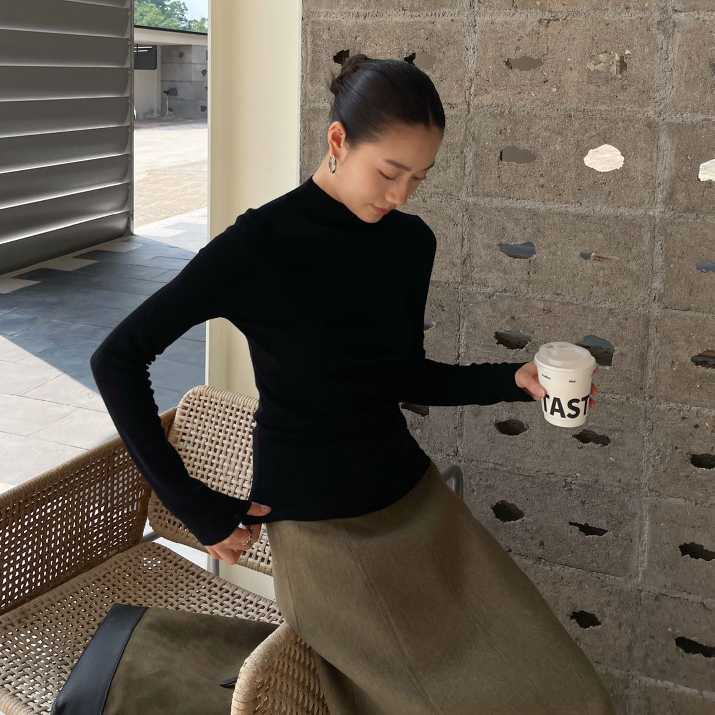 PUIRTY YH极简韩系针织衫秋冬新款时尚黑色内搭羊毛毛衣女士上衣