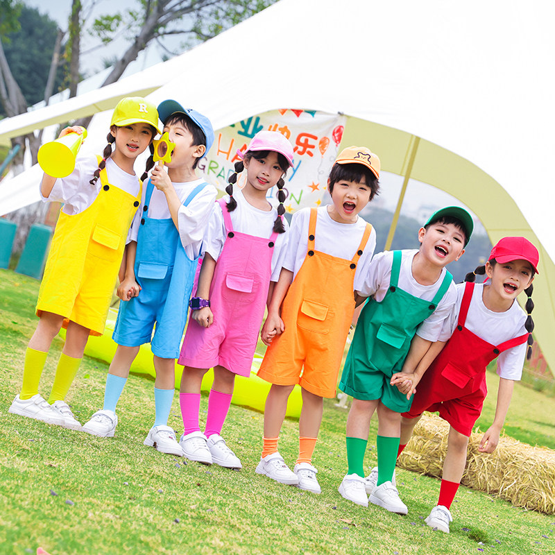灿烂的日子舞蹈服我是一颗跳跳糖幼儿园彩色短袖背带裤演出服套装