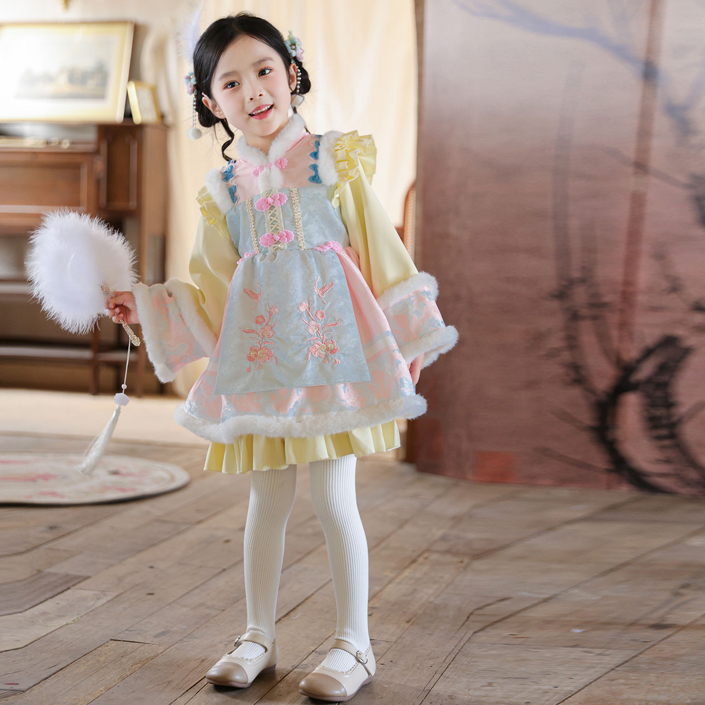 女童中国风连衣裙汉服公主裙洛丽塔刺绣花边新年拜年服