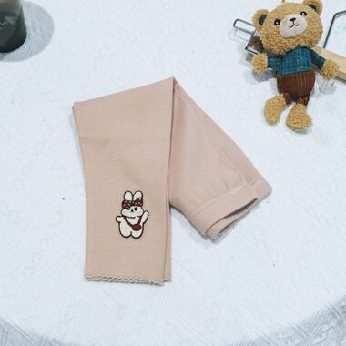 秋季新款女童韩版纯色打底裤女宝童装秋装裤子打底裤兔子卡通粉色