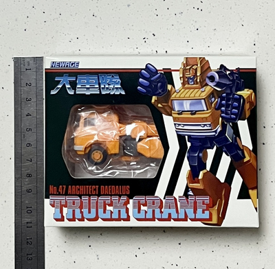 小比例变形国创机甲NEWAGE吊车