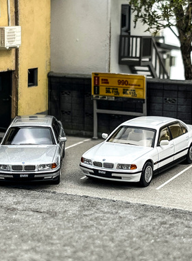 AR Almost Real 1:64 宝马 BMW 750il E38 7系 合金汽车模型 收藏