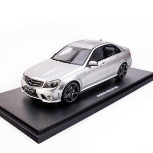 GT Spirit 1:18  奔驰 AMG C63 GTR 2021 四门版仿真树脂汽车模型