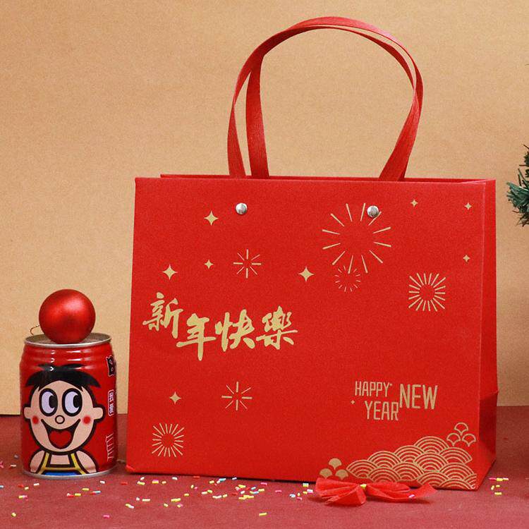 新年礼品袋2026马年手提袋红色礼物袋高档新年快乐春节包装袋加厚