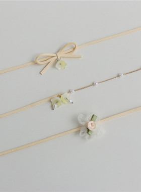 细绒绳女元气少女搭配小裙子可爱