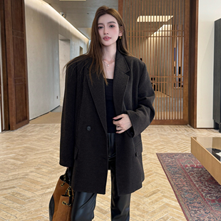浅布调冬装加厚高级感羊毛呢西装大衣女复古双排扣显瘦中长款外套