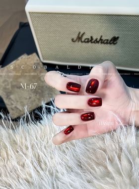 花思蝶-M67猫眼胶2026年新年红色水光玻璃珠猫眼甲油胶小银罐5g装