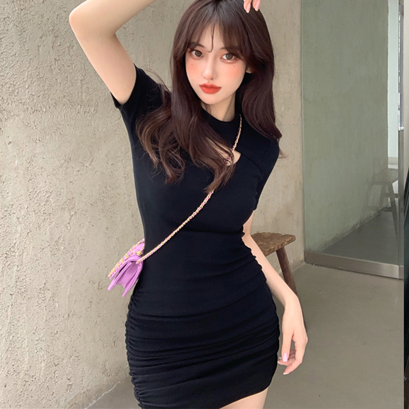 包臀裙辣妹漏胸连衣裙