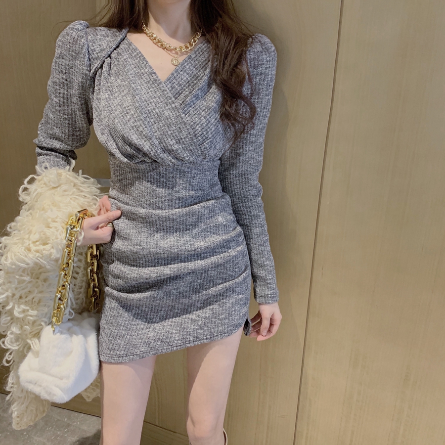 Real price temperament V-neck slim waist long sleeve buttock bottom inside and outside dress