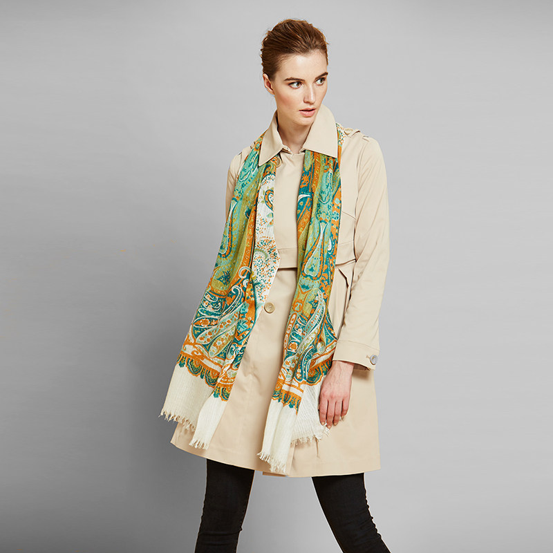 橘语新款羊毛绒混纺柔软气质薄沙滩巾女印花民族披肩围巾春秋冬季