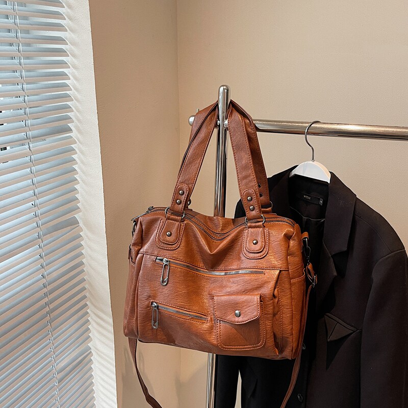 跨境欧美时尚英伦风中年女士单肩包老年大容量休闲复古背包百搭包,箱包皮具/热销女包/男包,托特包,淘宝优惠券,粉丝福利购,淘宝优惠卷