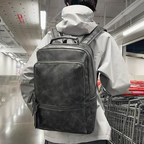 新款潮流商务休闲双肩背包