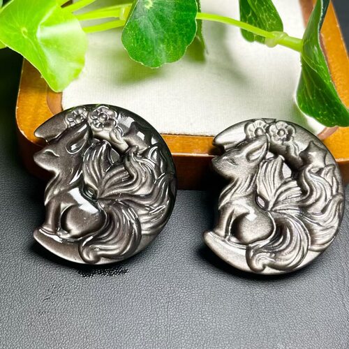 天然银曜石月亮狐牌吊坠 规格44mm diy手串项链 ZW788