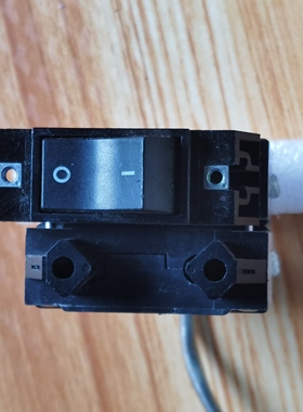 AIRPAX埃伯斯LEGZX21-33796-1-V 250VAC20A油阻尼设备液磁断路器