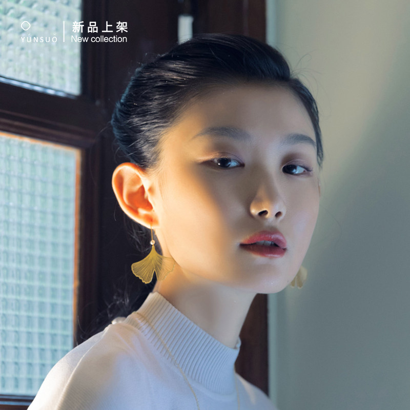 芸所 中式极简银杏叶耳环花卉耳饰女冷淡风设计感小众耳夹
